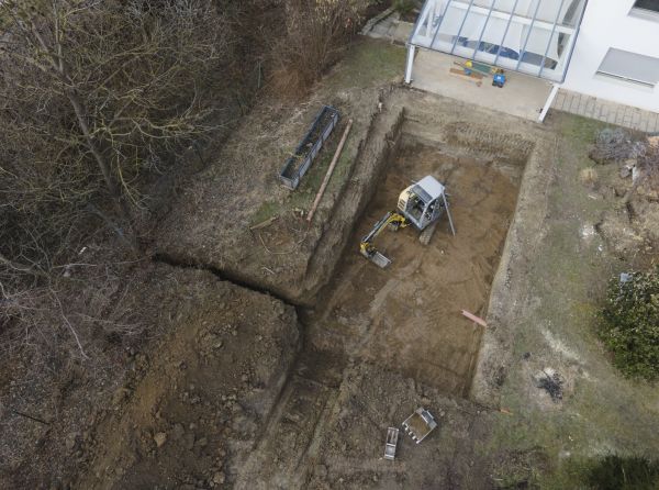Pool Land Clearing in Lincoln