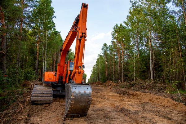 Cost of Backhoe Land Clearing in Lincoln